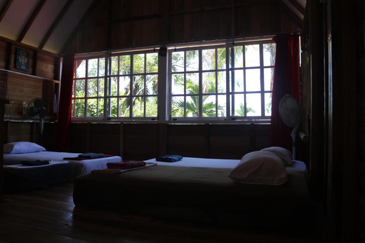 Air Manis Hillside Villa Cafe & Resto Padang  Extérieur photo