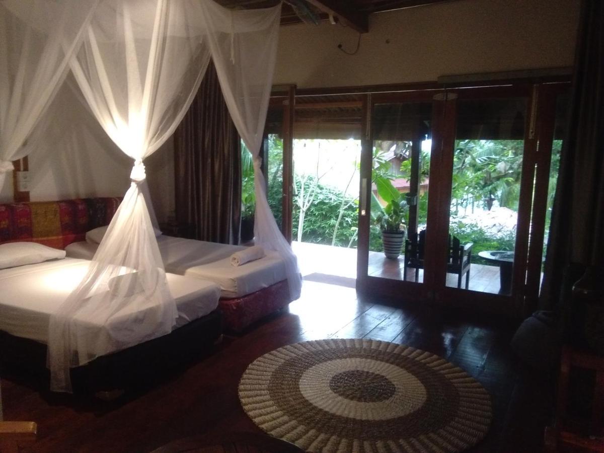 Air Manis Hillside Villa Cafe & Resto Padang  Extérieur photo