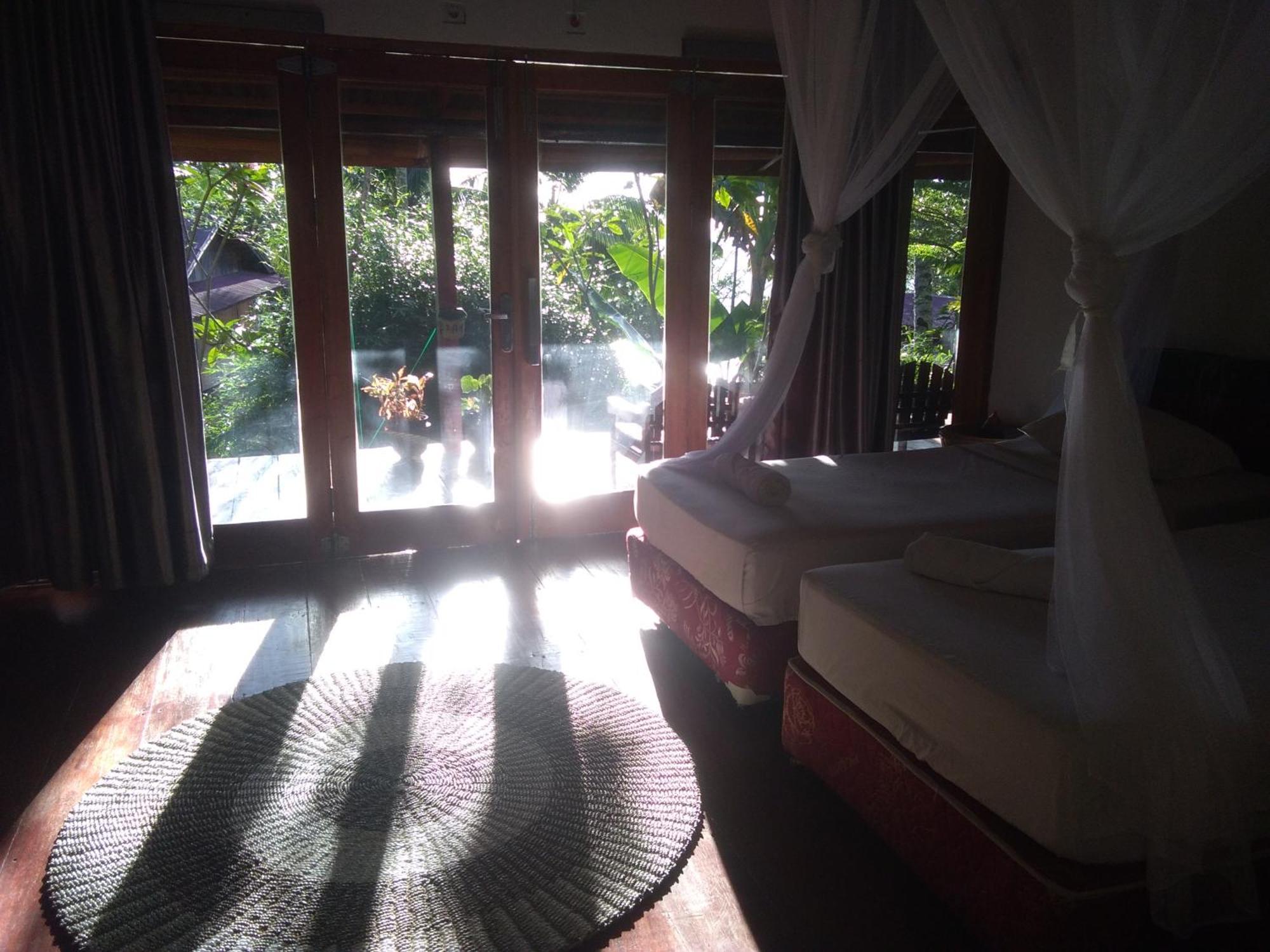 Air Manis Hillside Villa Cafe & Resto Padang  Extérieur photo